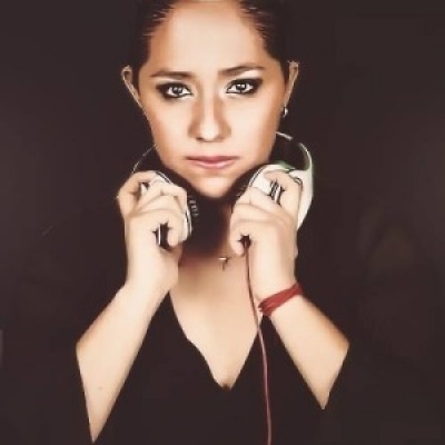 Mirelle Noveron资料,Mirelle Noveron最新歌曲,Mirelle NoveronMV视频,Mirelle Noveron音乐专辑,Mirelle Noveron好听的歌