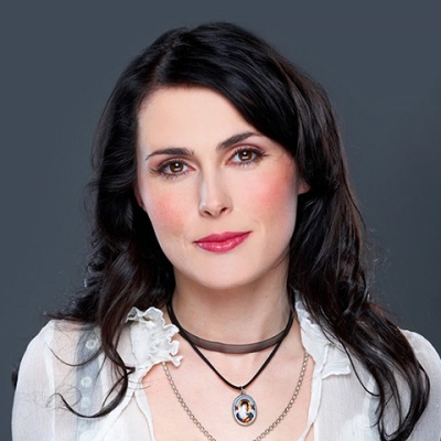 Sharon den Adel