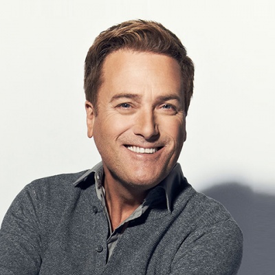 Michael W. Smith、Kari Jobe