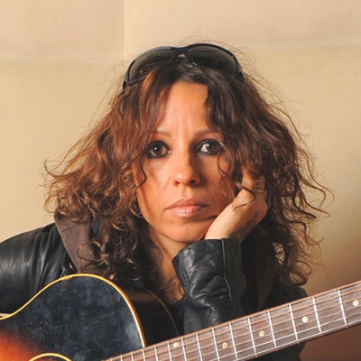 Linda Perry