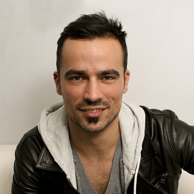 Victoria、Damien Sargue、Olivier Dion