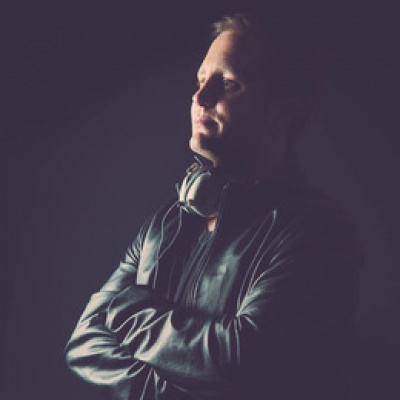 Alex Leavon资料,Alex Leavon最新歌曲,Alex LeavonMV视频,Alex Leavon音乐专辑,Alex Leavon好听的歌