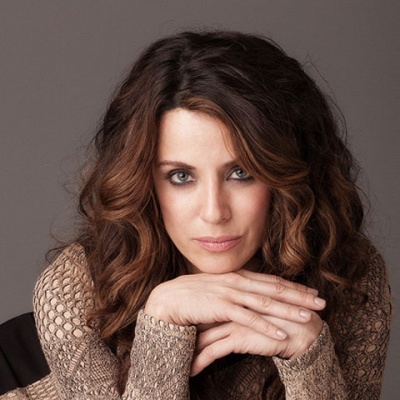 Alanna Ubach