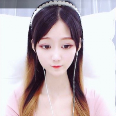 怡娜资料,怡娜最新歌曲,怡娜MV视频,怡娜音乐专辑,怡娜好听的歌