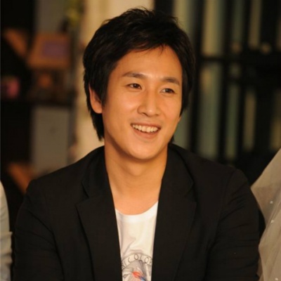 이선균