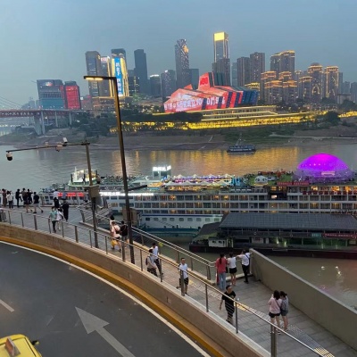 杨滔资料,杨滔最新歌曲,杨滔MV视频,杨滔音乐专辑,杨滔好听的歌