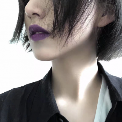 雾易资料,雾易最新歌曲,雾易MV视频,雾易音乐专辑,雾易好听的歌