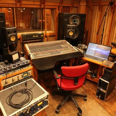 ZIZZ STUDIO