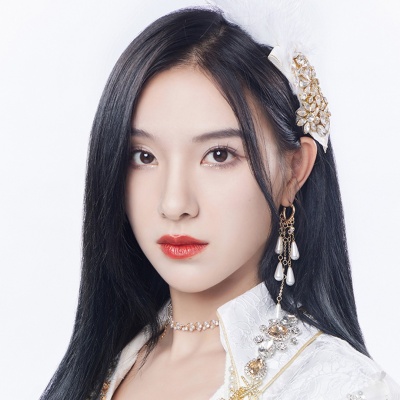 GNZ48唐莉佳、BEJ48杨晔、SNH48李佳恩