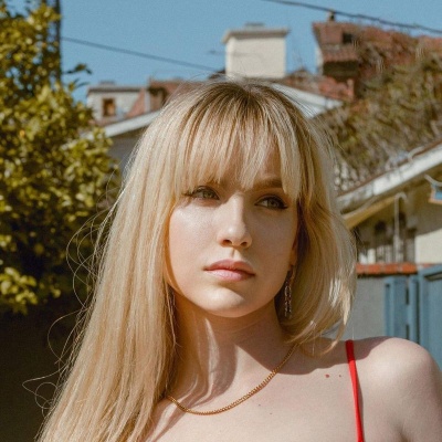 XYLØ、Evan Gartner