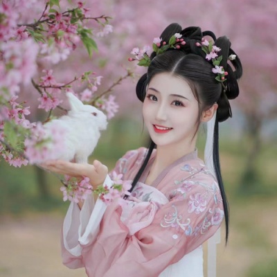甜格格资料,甜格格最新歌曲,甜格格MV视频,甜格格音乐专辑,甜格格好听的歌