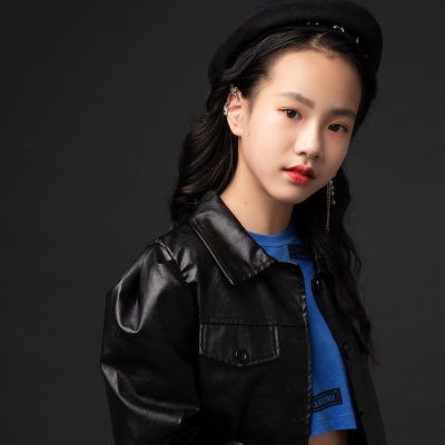 梁嘉迅资料,梁嘉迅最新歌曲,梁嘉迅MV视频,梁嘉迅音乐专辑,梁嘉迅好听的歌