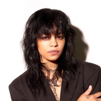 Fefe Dobson