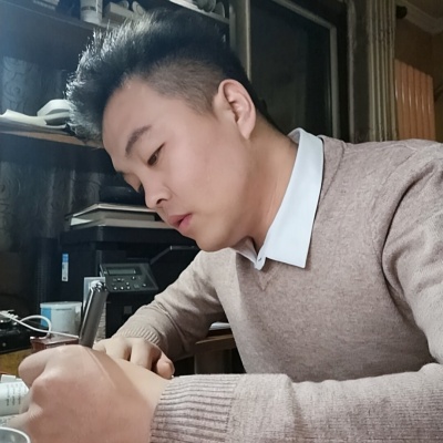 解锁匠资料,解锁匠最新歌曲,解锁匠MV视频,解锁匠音乐专辑,解锁匠好听的歌