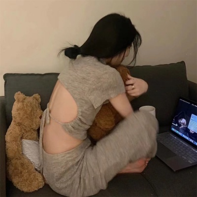 新阿欣资料,新阿欣最新歌曲,新阿欣MV视频,新阿欣音乐专辑,新阿欣好听的歌