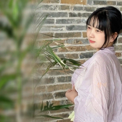 小麦资料,小麦最新歌曲,小麦MV视频,小麦音乐专辑,小麦好听的歌