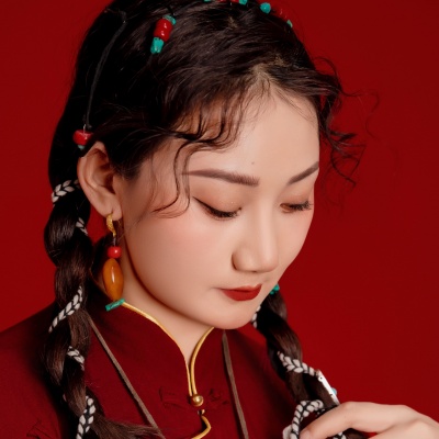 琼姆资料,琼姆最新歌曲,琼姆MV视频,琼姆音乐专辑,琼姆好听的歌