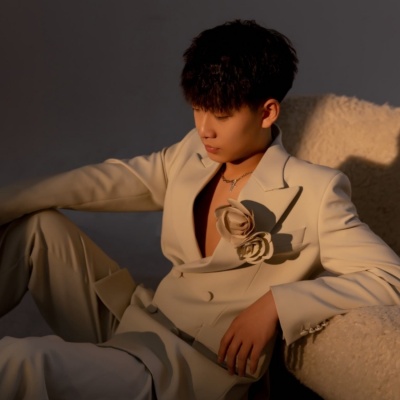 小东资料,小东最新歌曲,小东MV视频,小东音乐专辑,小东好听的歌
