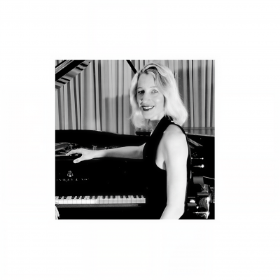 Julia Severus资料,Julia Severus最新歌曲,Julia SeverusMV视频,Julia Severus音乐专辑,Julia Severus好听的歌