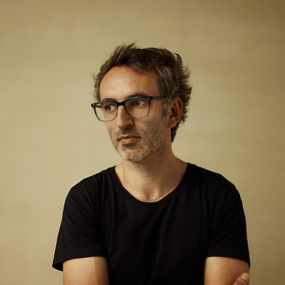 Büşra Kayıkçı、Vincent Delerm