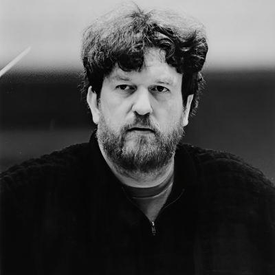 Oliver Knussen资料,Oliver Knussen最新歌曲,Oliver KnussenMV视频,Oliver Knussen音乐专辑,Oliver Knussen好听的歌