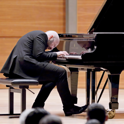 Alessandro Deljavan资料,Alessandro Deljavan最新歌曲,Alessandro DeljavanMV视频,Alessandro Deljavan音乐专辑,Alessandro Deljavan好听的歌