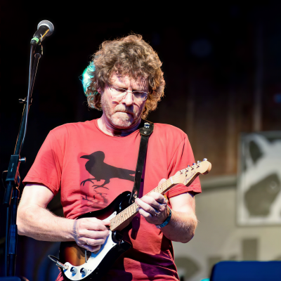 Sam Bush、Jamey Johnson、Jerry Douglas