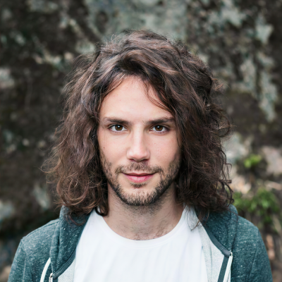 Nicolas Haelg、Ezee、Sam Halabi