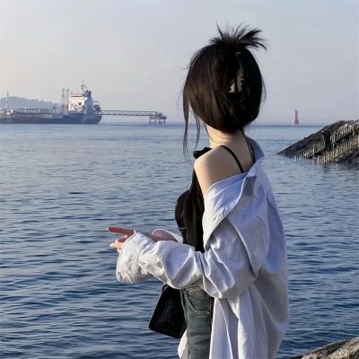 捡起被你丢掉的回忆资料,捡起被你丢掉的回忆最新歌曲,捡起被你丢掉的回忆MV视频,捡起被你丢掉的回忆音乐专辑,捡起被你丢掉的回忆好听的歌