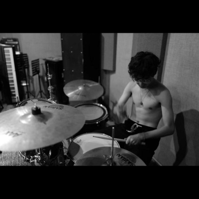 时鸣梓资料,时鸣梓最新歌曲,时鸣梓MV视频,时鸣梓音乐专辑,时鸣梓好听的歌