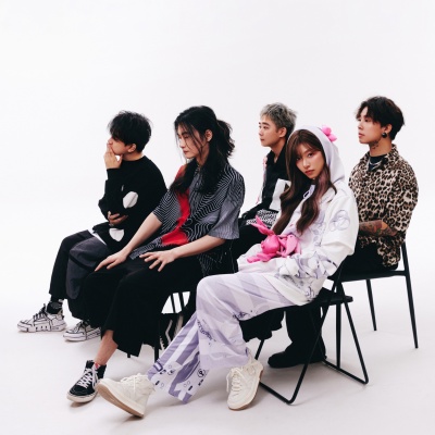 慕星银乐队资料,慕星银乐队最新歌曲,慕星银乐队MV视频,慕星银乐队音乐专辑,慕星银乐队好听的歌