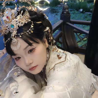 沈依念资料,沈依念最新歌曲,沈依念MV视频,沈依念音乐专辑,沈依念好听的歌