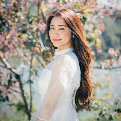 Hoà Minzy资料,Hoà Minzy最新歌曲,Hoà MinzyMV视频,Hoà Minzy音乐专辑,Hoà Minzy好听的歌