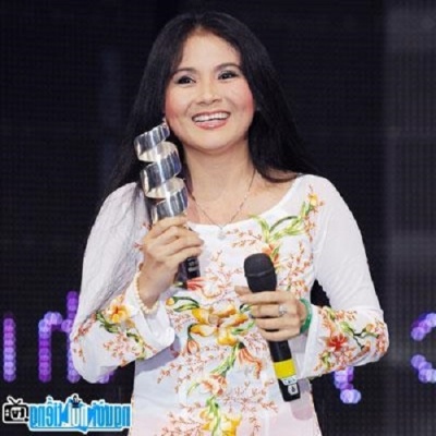 Thanh Ngân资料,Thanh Ngân最新歌曲,Thanh NgânMV视频,Thanh Ngân音乐专辑,Thanh Ngân好听的歌