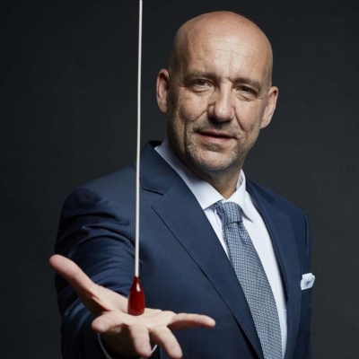 Emmanuel Villaume、PKF – Prague Philharmonia、Benjamin Bernheim