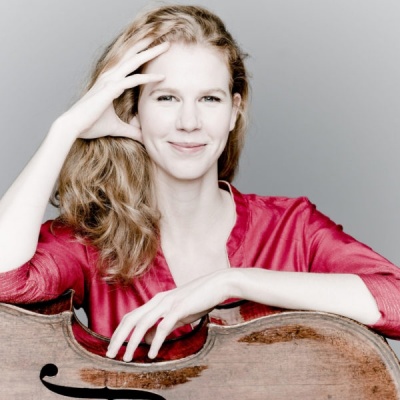 Harriet Krijgh、Amsterdam Sinfonietta、Candida Thompson