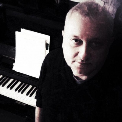 Enrico Solazzo资料,Enrico Solazzo最新歌曲,Enrico SolazzoMV视频,Enrico Solazzo音乐专辑,Enrico Solazzo好听的歌