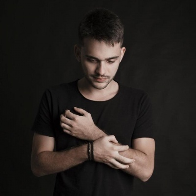 Andre Queiroz资料,Andre Queiroz最新歌曲,Andre QueirozMV视频,Andre Queiroz音乐专辑,Andre Queiroz好听的歌