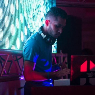 Ronny Leon资料,Ronny Leon最新歌曲,Ronny LeonMV视频,Ronny Leon音乐专辑,Ronny Leon好听的歌