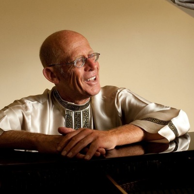 David Helfgott资料,David Helfgott最新歌曲,David HelfgottMV视频,David Helfgott音乐专辑,David Helfgott好听的歌