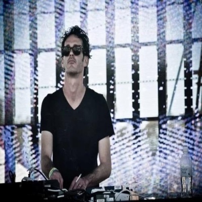 Rocky Tilbor资料,Rocky Tilbor最新歌曲,Rocky TilborMV视频,Rocky Tilbor音乐专辑,Rocky Tilbor好听的歌