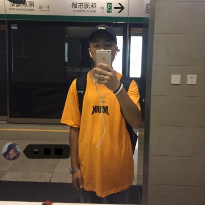 Layzie资料,Layzie最新歌曲,LayzieMV视频,Layzie音乐专辑,Layzie好听的歌