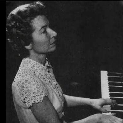 Hélène Boschi资料,Hélène Boschi最新歌曲,Hélène BoschiMV视频,Hélène Boschi音乐专辑,Hélène Boschi好听的歌