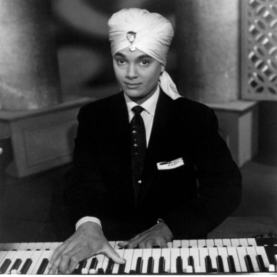 Korla Pandit资料,Korla Pandit最新歌曲,Korla PanditMV视频,Korla Pandit音乐专辑,Korla Pandit好听的歌