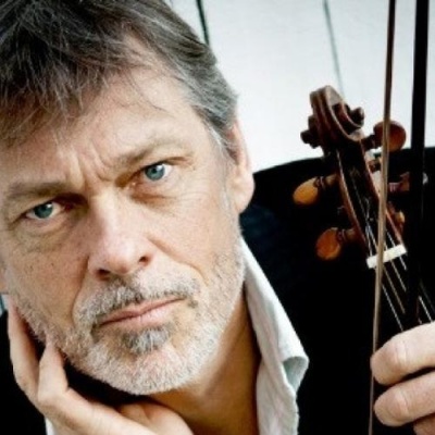 Manfredo Kraemer资料,Manfredo Kraemer最新歌曲,Manfredo KraemerMV视频,Manfredo Kraemer音乐专辑,Manfredo Kraemer好听的歌
