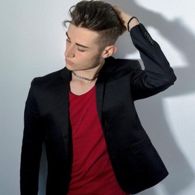 Riccardo Riccio资料,Riccardo Riccio最新歌曲,Riccardo RiccioMV视频,Riccardo Riccio音乐专辑,Riccardo Riccio好听的歌