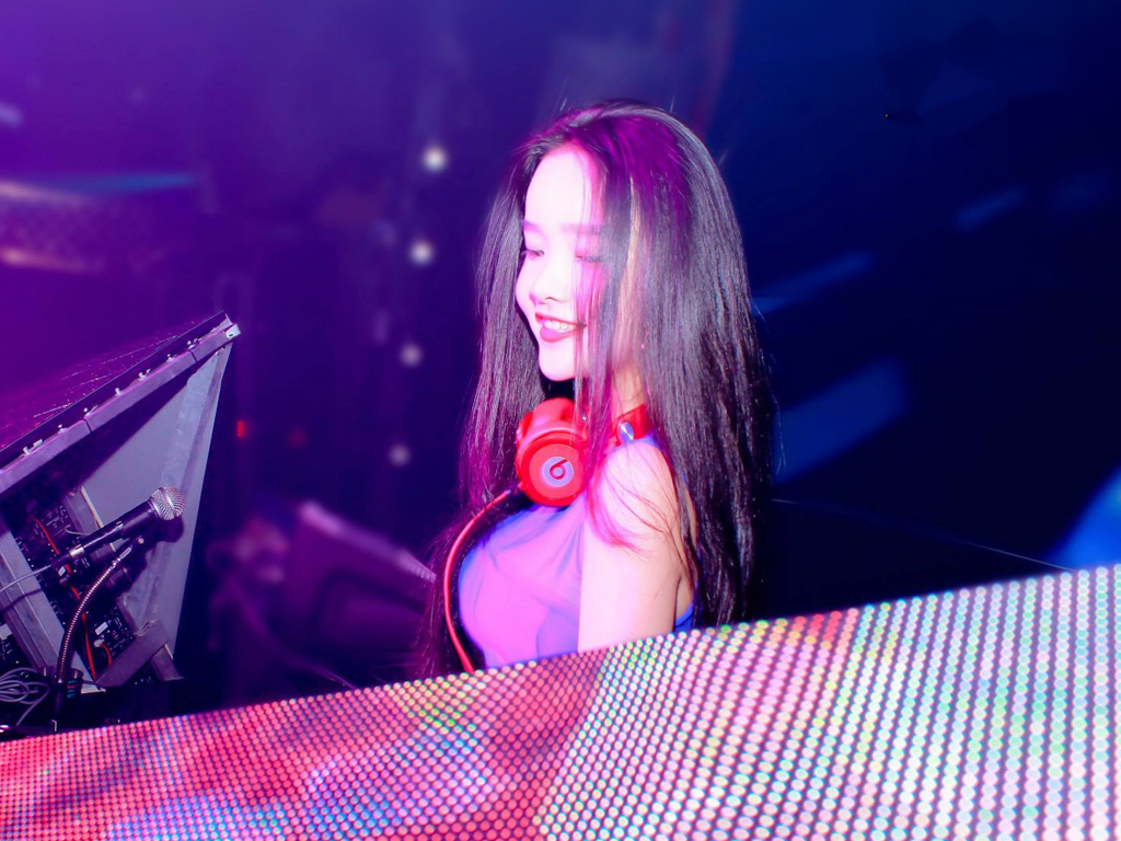 车载3D酒吧摇 -DJ版