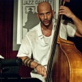 Eric Revis、Nasheet Waits、Ken Vandermark、Jason Moran