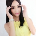官曼佳