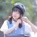伊小溏、闻人听書_